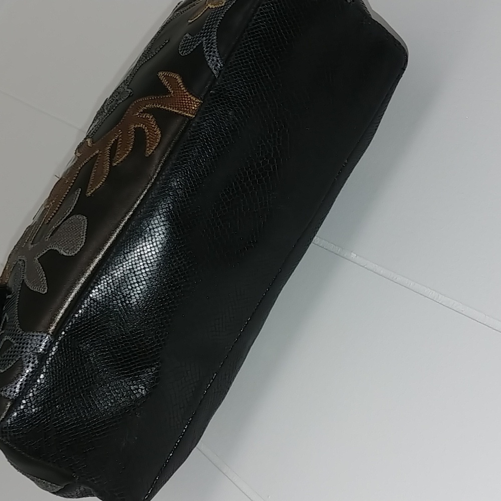 Sharif Black Hand Bag - Picture 9 of 16